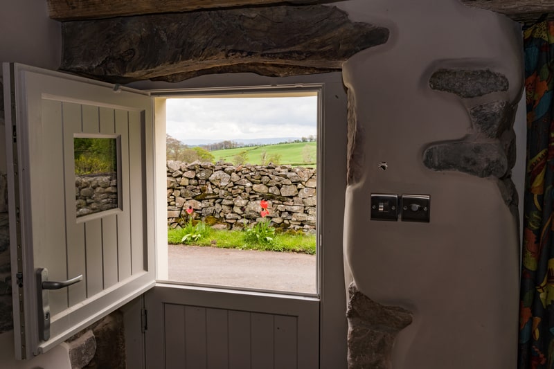 Tongue_Cottage-31-min Stable door, looking out to the garden